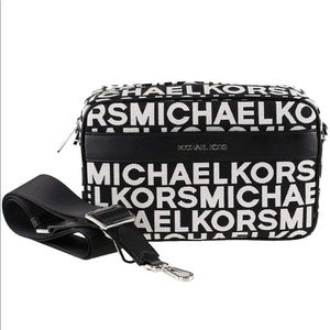 NWOT Michael Kors bag
